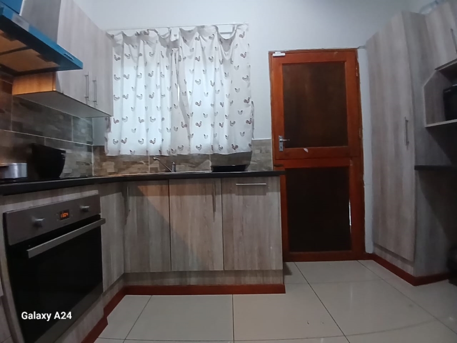3 Bedroom Property for Sale in Graceland Eastern Cape
